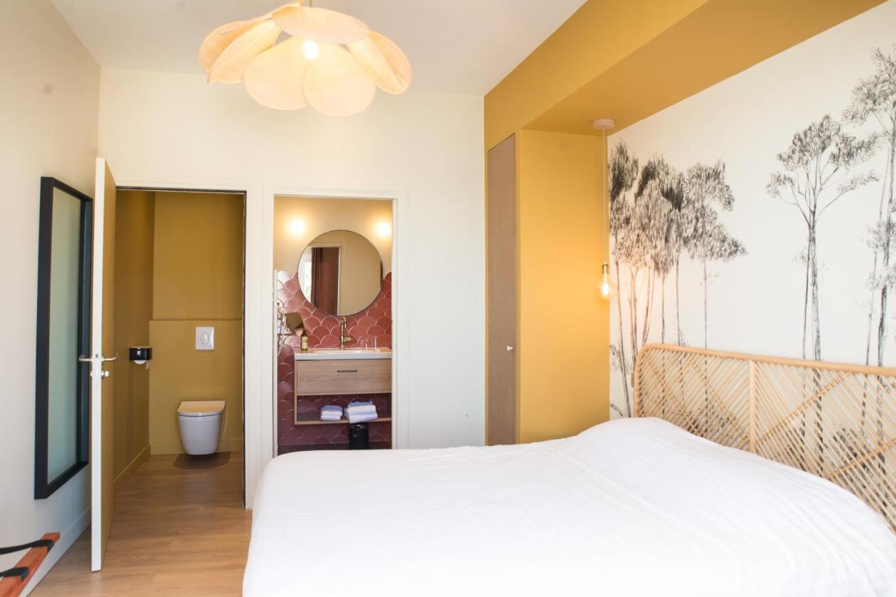 Les Galets Hotel Et B&B Bandol Bagian luar foto