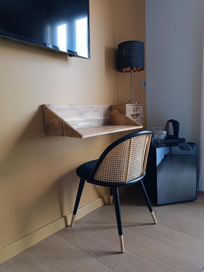 Les Galets Hotel Et B&B Bandol Bagian luar foto