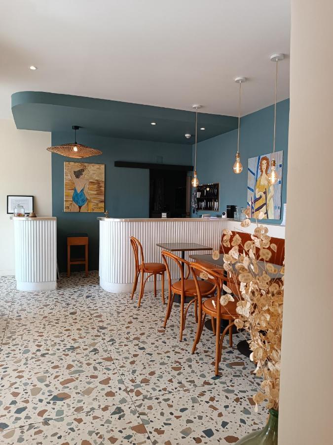 Les Galets Hotel Et B&B Bandol Bagian luar foto