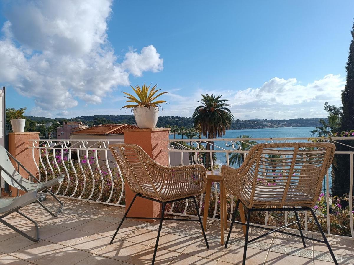 Les Galets Hotel Et B&B Bandol Bagian luar foto