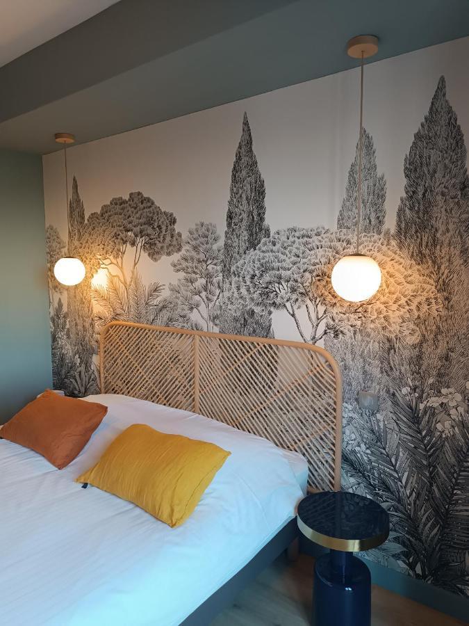 Les Galets Hotel Et B&B Bandol Bagian luar foto