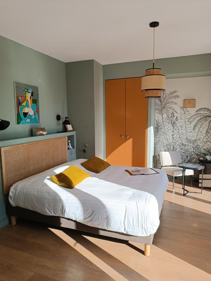 Les Galets Hotel Et B&B Bandol Bagian luar foto