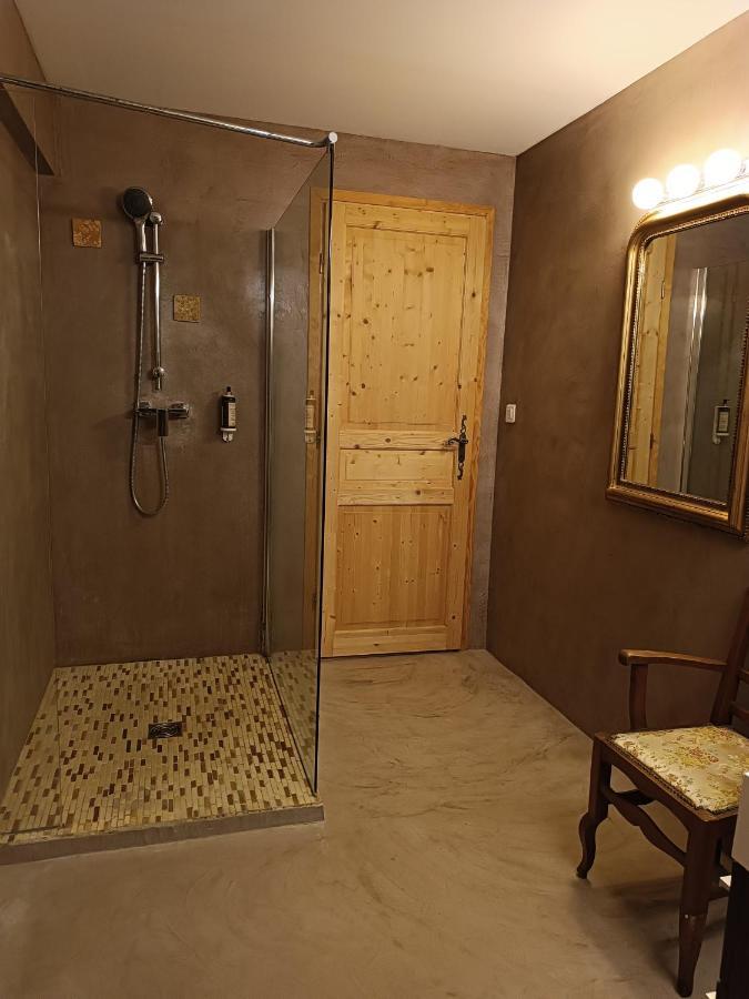 Les Galets Hotel Et B&B Bandol Bagian luar foto
