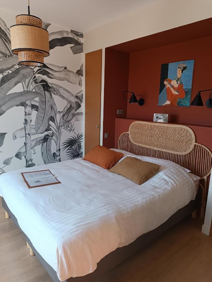 Les Galets Hotel Et B&B Bandol Bagian luar foto
