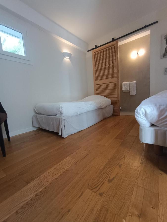 Les Galets Hotel Et B&B Bandol Bagian luar foto
