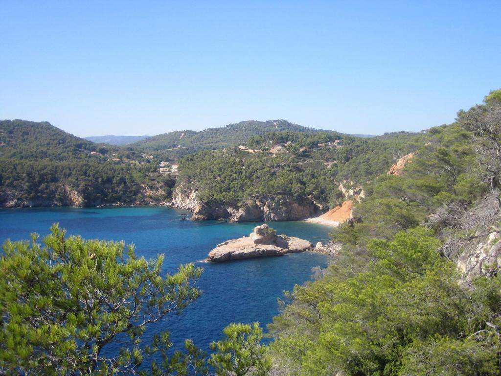 Les Galets Hotel Et B&B Bandol Bagian luar foto